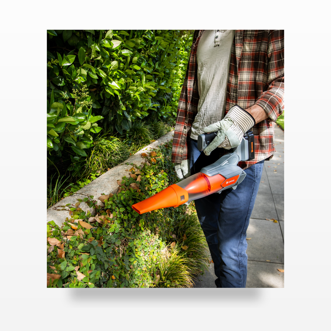 The Ultimate Guide to Choosing the Ukoke Cordless Leaf Blower for Your Garden Cleanup