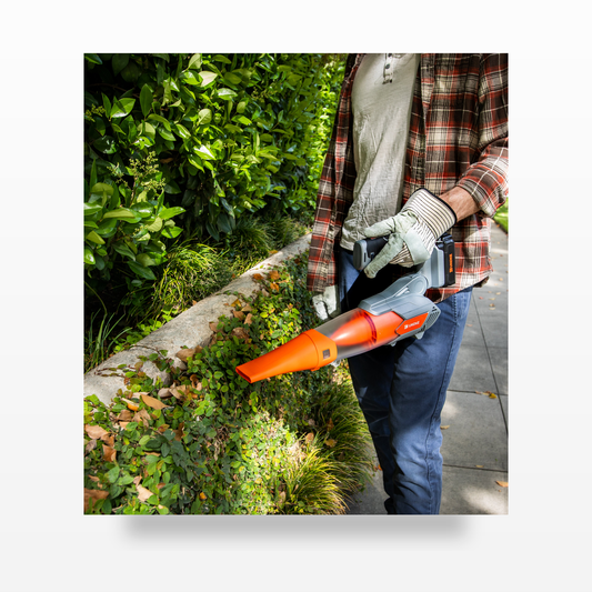 The Ultimate Guide to Choosing the Ukoke Cordless Leaf Blower for Your Garden Cleanup